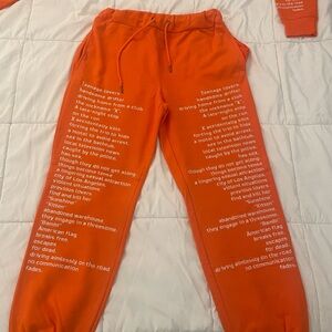 Pleasures “Teenage lovers” sweatpants